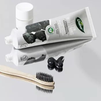 Dabur Herbal fehérítő fogkrém aktív szénnel 100 ml 2.Kép