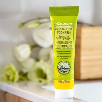 (Biola) Naturissimo Herbadent fogkrém 100ml Kép